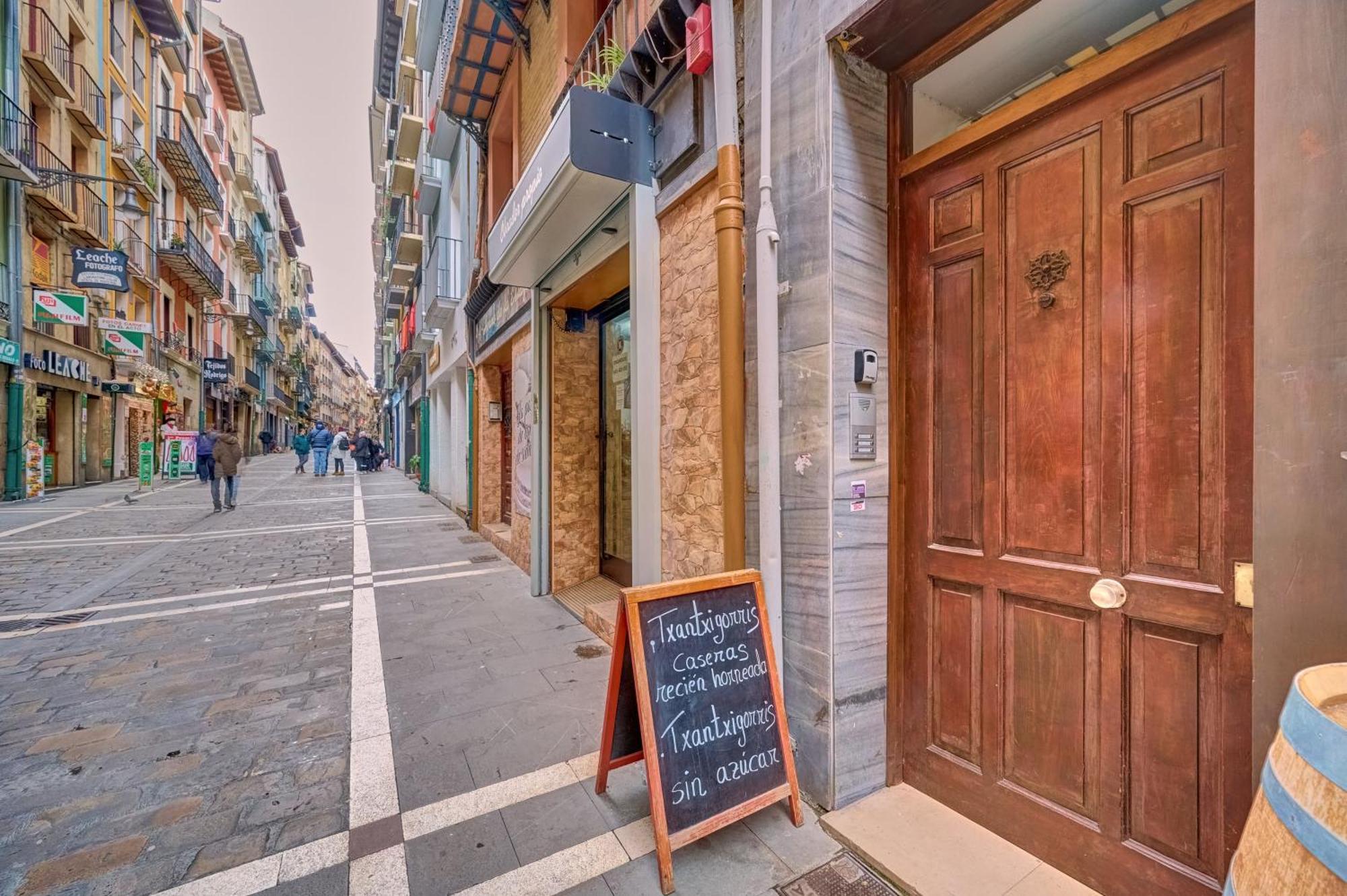 Corazon De Pamplona By Clabao Apartment Exterior photo
